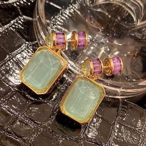 Luxury earrings